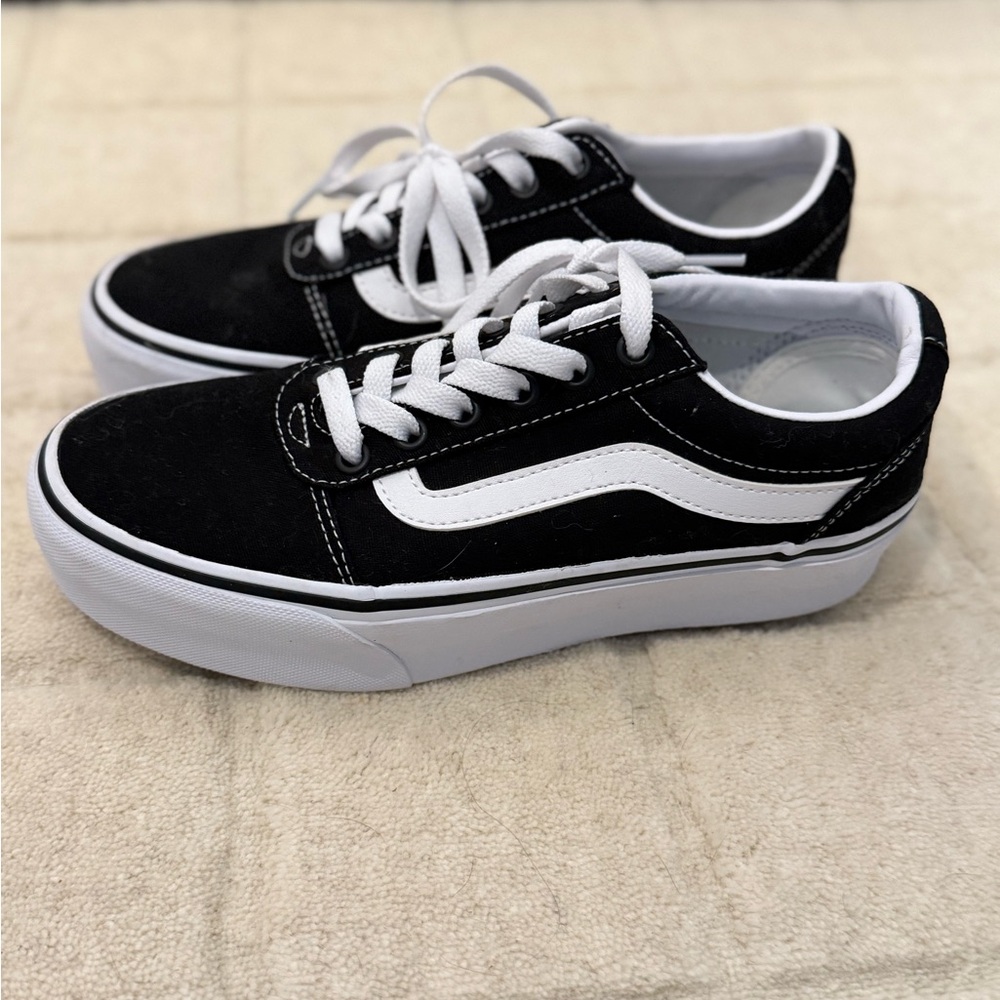 Vans Black and White Old Skool Sneakers with Platform Sole BRAND NEW
